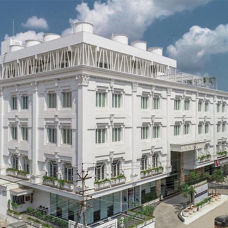 Hotel Annapurna De Royal คุนตูร์ ภายนอก รูปภาพ