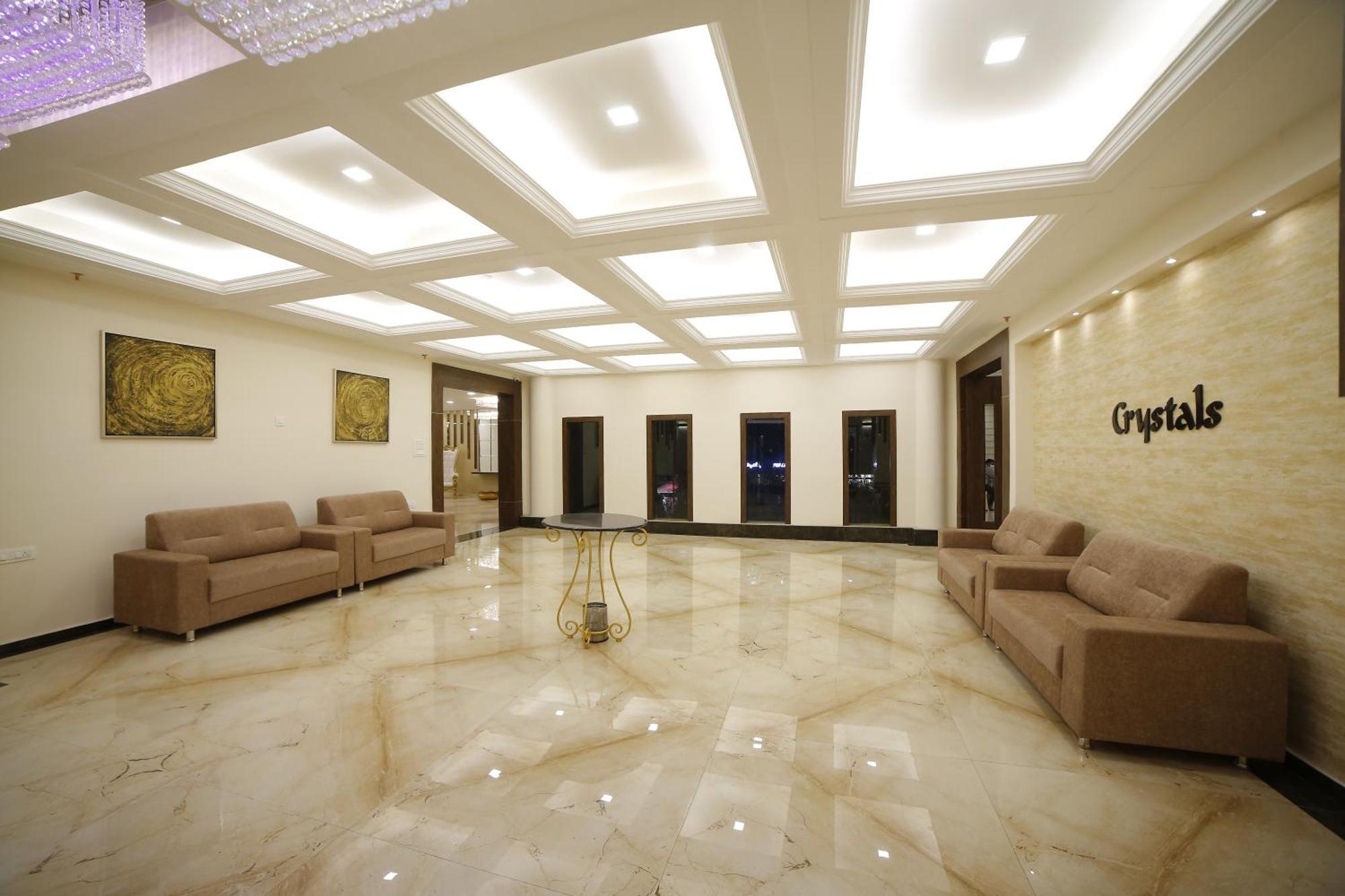 Hotel Annapurna De Royal คุนตูร์ ภายนอก รูปภาพ