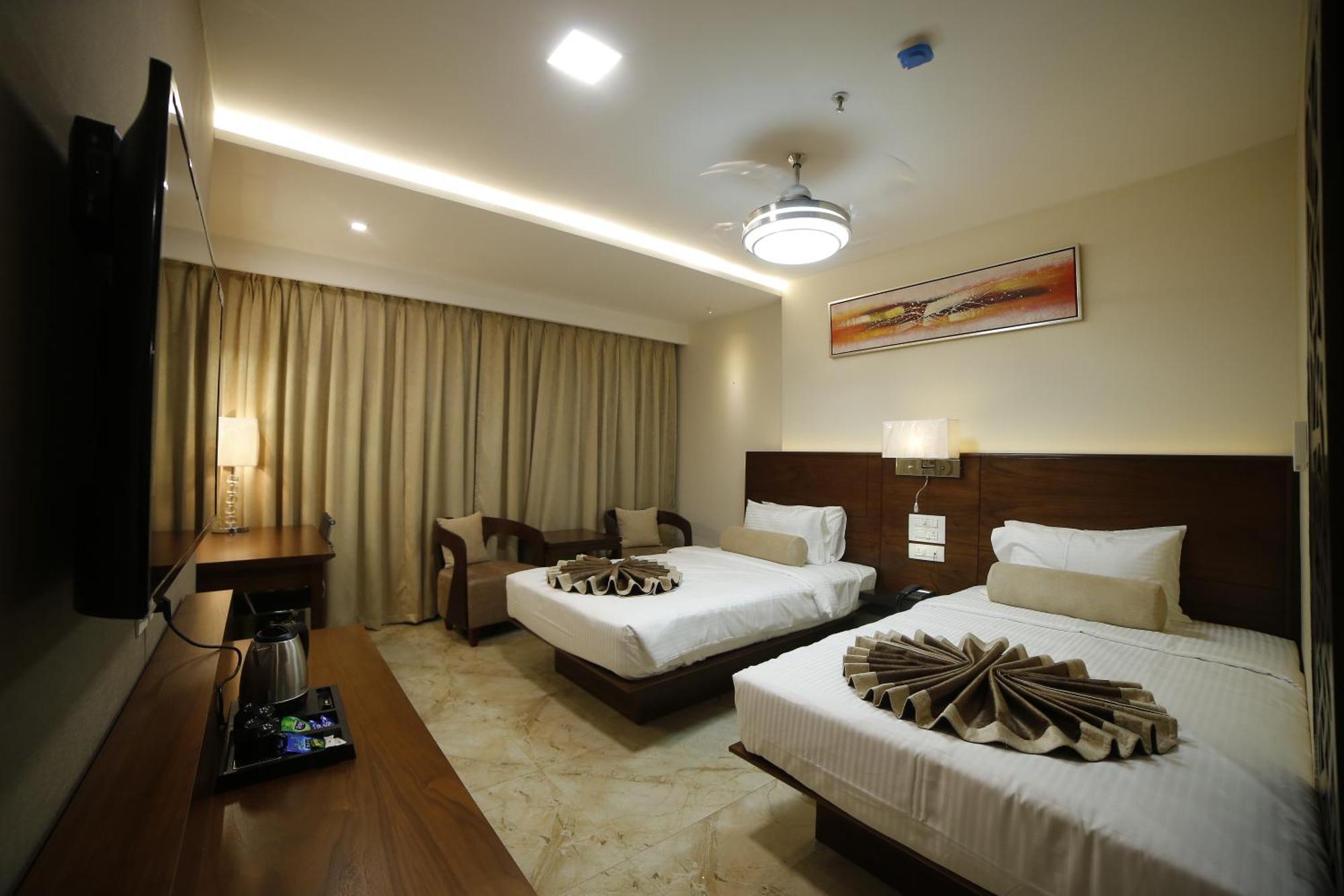 Hotel Annapurna De Royal คุนตูร์ ภายนอก รูปภาพ